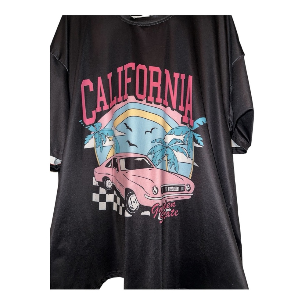 💜NWOT - Black California Graphic T-Shirt